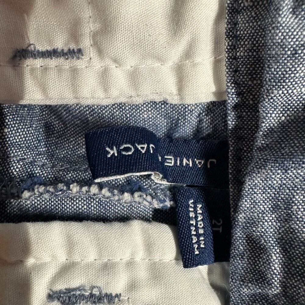 EUC Janie and Jack Linen Denim Color Shorts w/Sailboat embroidered Size 2T - Picture 4 of 8